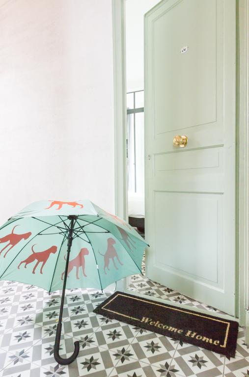 Romantic Artist Room Montmartre Bed & Breakfast Parijs Kamer foto